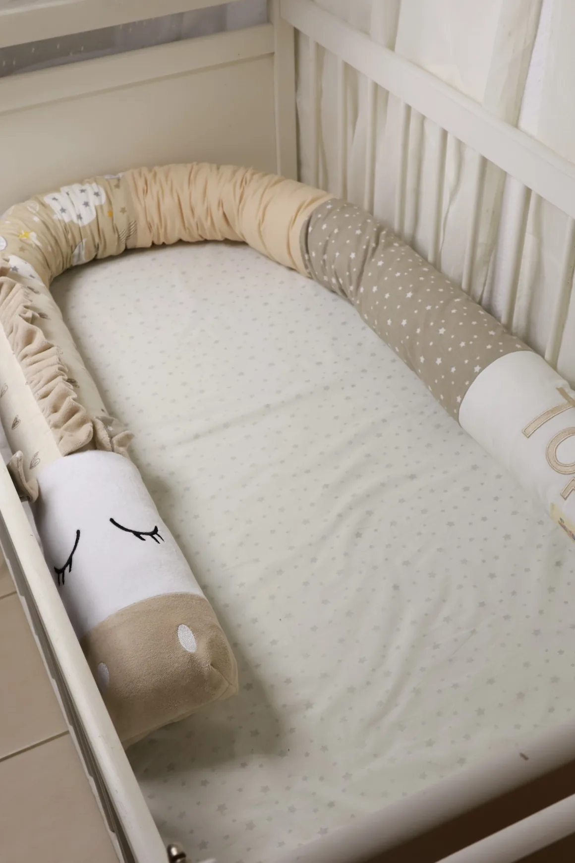 Personalizovani jastučić za bebe u dečijoj sobi